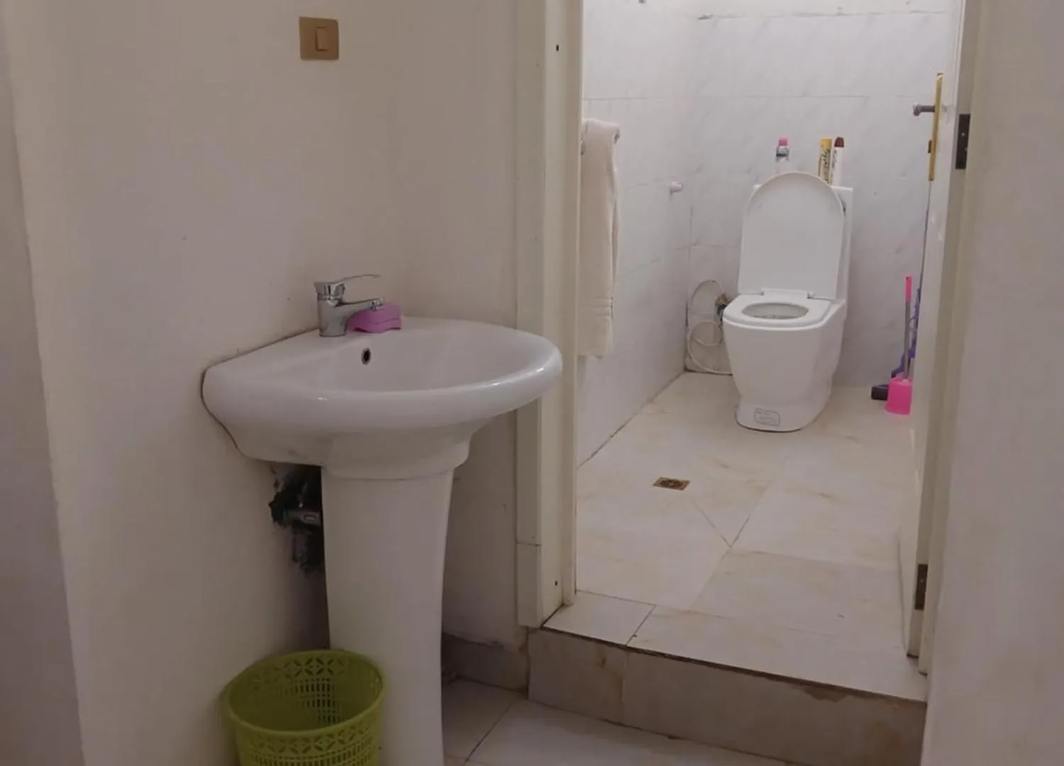 Aksum Yohana Furnished Gust House And Tour Arrangement 0*,